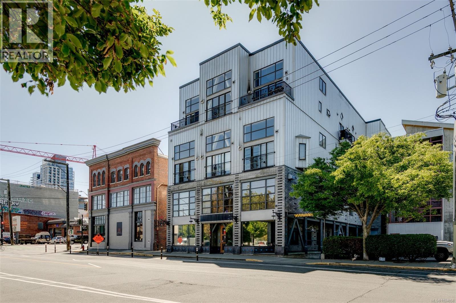 307 555 Chatham St, Victoria, British Columbia  V8T 1E1 - Photo 44 - 1024858