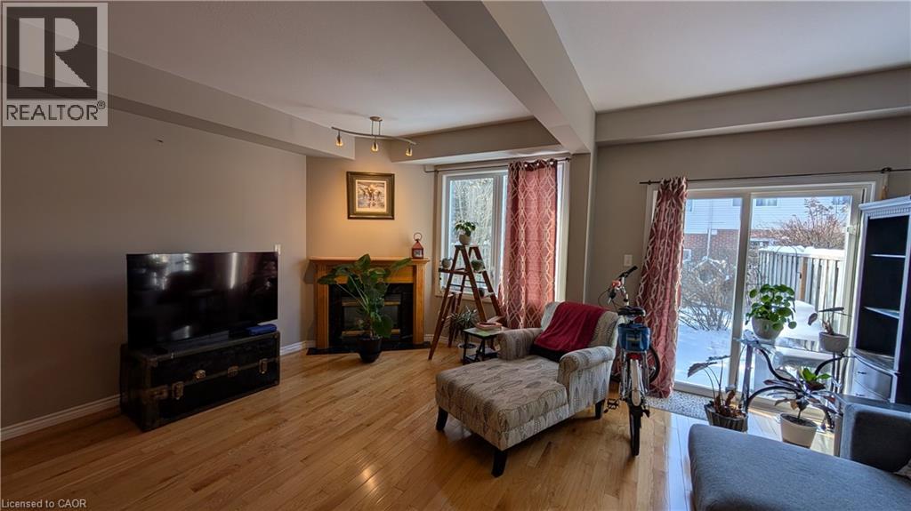 81 Valridge Drive Unit# 20, Ancaster, Ontario  L9G 5B7 - Photo 9 - 40802231