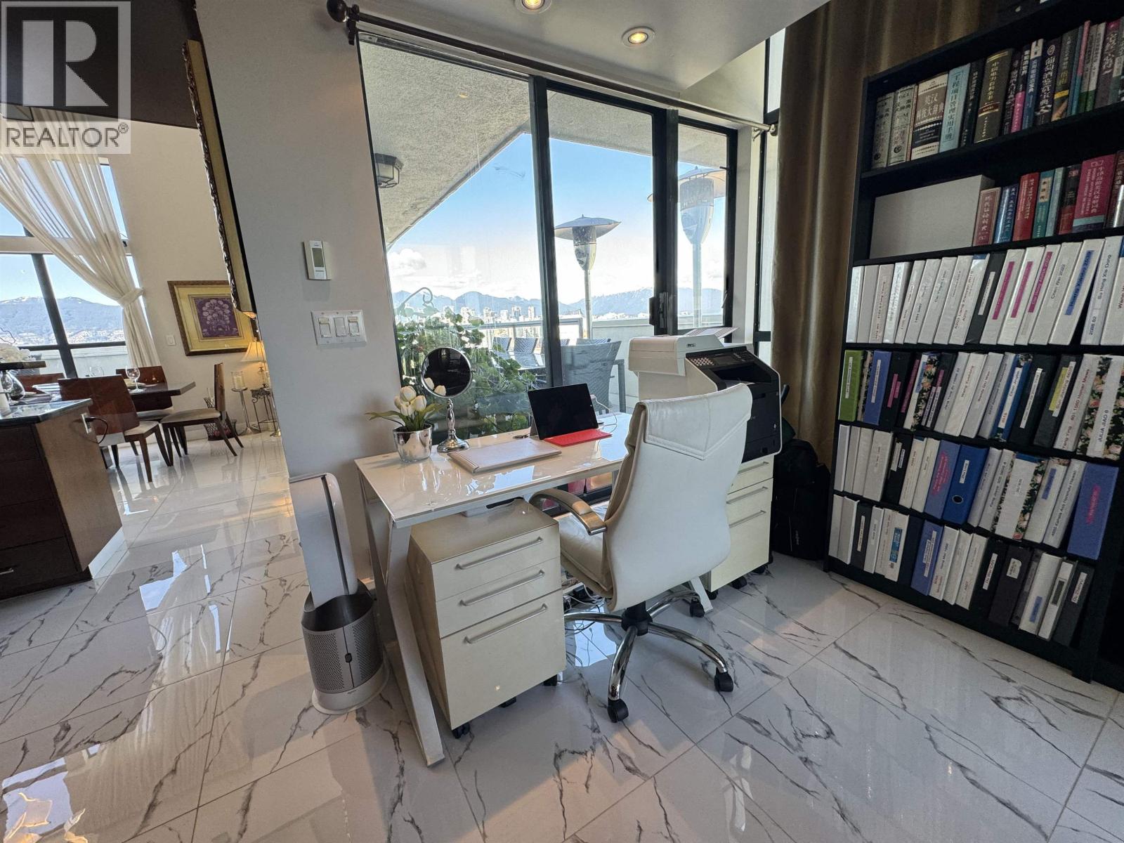 Ph 1268 W Broadway, Vancouver, British Columbia  V6H 1G6 - Photo 18 - R3054109