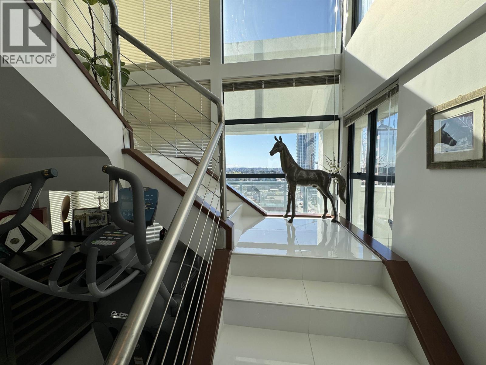 Ph 1268 W Broadway, Vancouver, British Columbia  V6H 1G6 - Photo 21 - R3054109