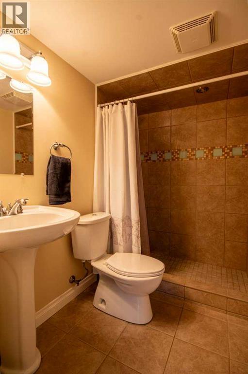 1204 1 Street Ne, Sundre, Alberta  T0M 1X0 - Photo 28 - A2282903