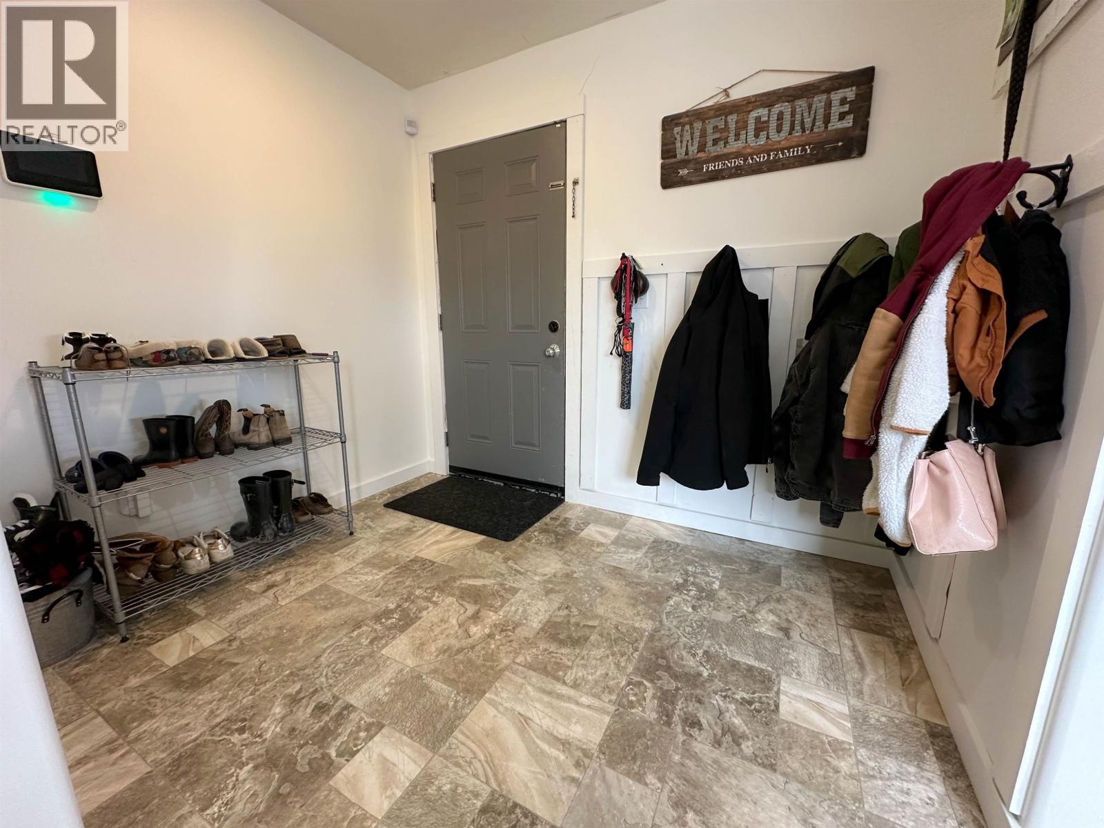 1215 Campbell Road, Vanderhoof, British Columbia  V0J 3A0 - Photo 11 - R3085515