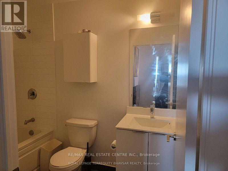 315 - 20 Shore Breeze Drive, Toronto, Ontario  M8V 1A1 - Photo 16 - W12674166