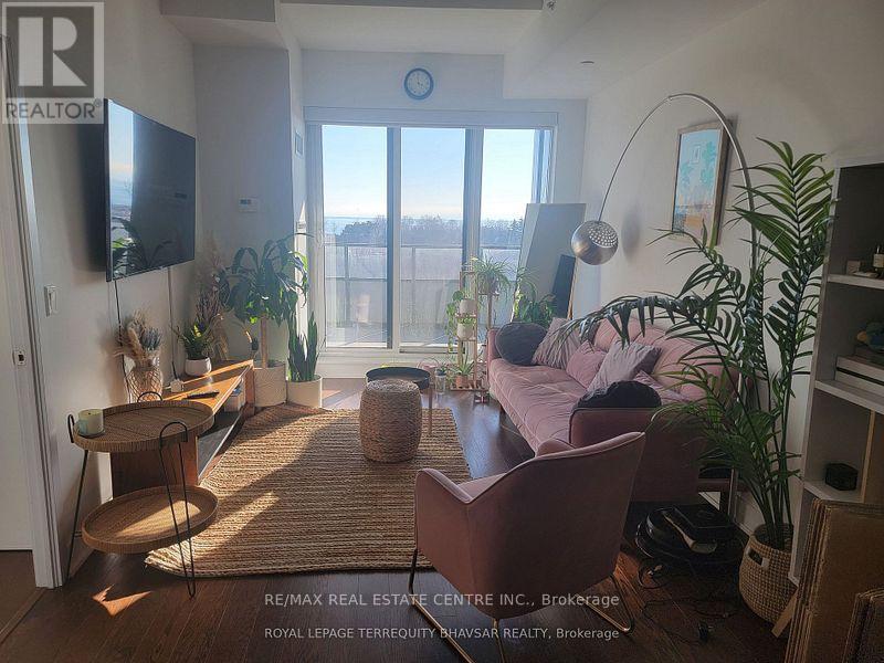 315 - 20 Shore Breeze Drive, Toronto, Ontario  M8V 1A1 - Photo 22 - W12674166