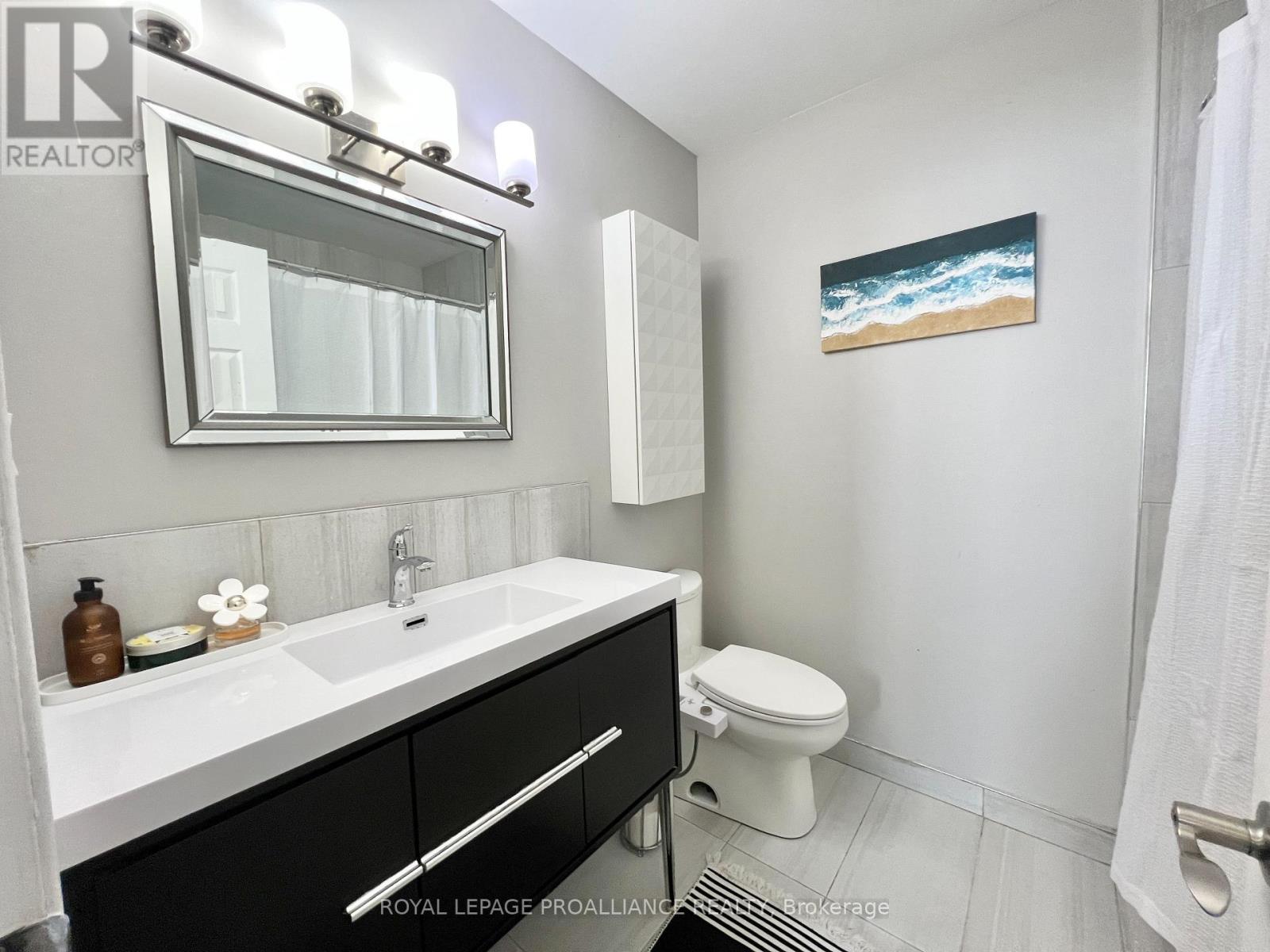 28 Oak Ridge Boulevard, Belleville, Ontario  K8N 5W1 - Photo 21 - X12750782