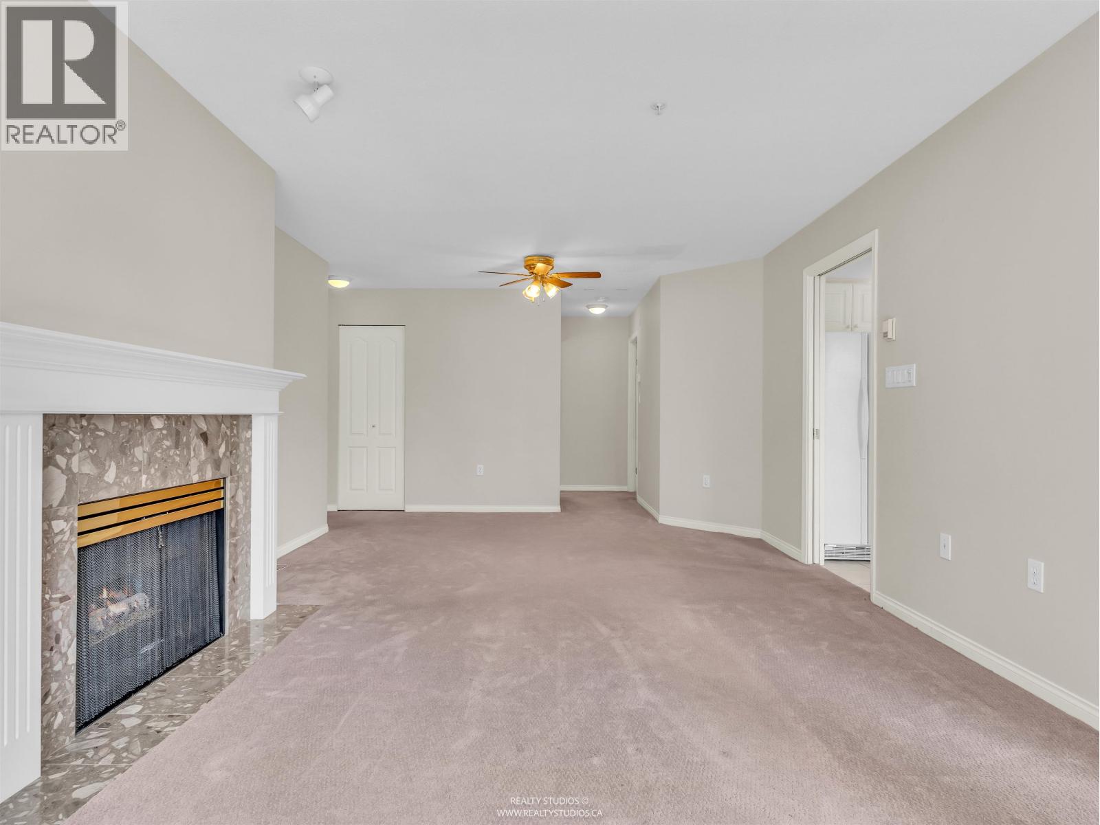 413 2059 Chesterfield Avenue, North Vancouver, British Columbia  V7M 2P4 - Photo 8 - R3084063