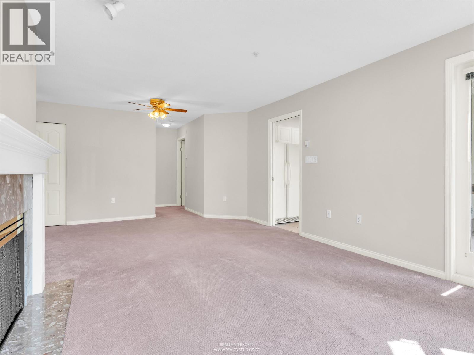 413 2059 Chesterfield Avenue, North Vancouver, British Columbia  V7M 2P4 - Photo 10 - R3084063