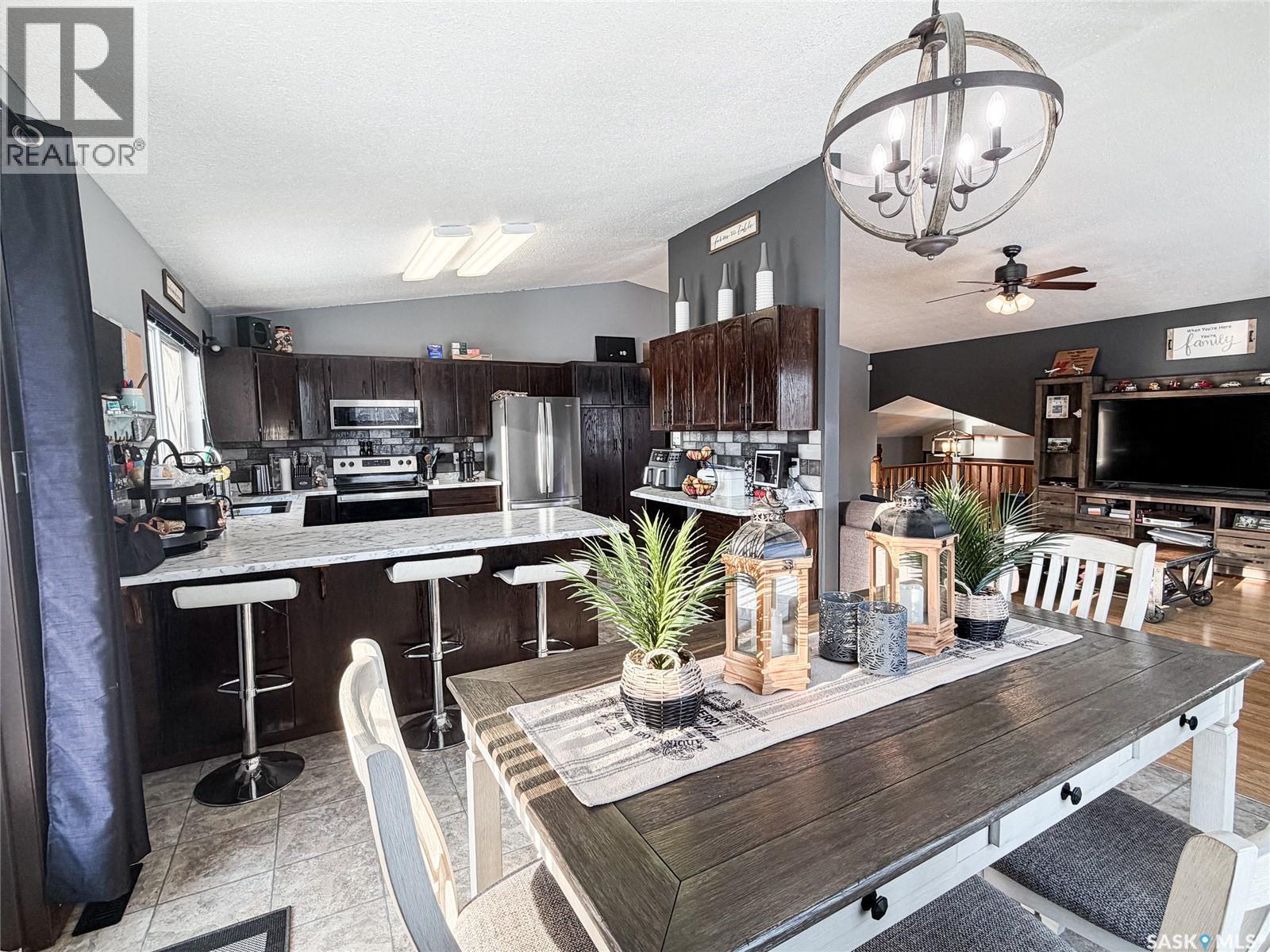 Rialto Acreage, Meadow Lake Rm No.588, Saskatchewan  S9X 1Z4 - Photo 14 - SK027795