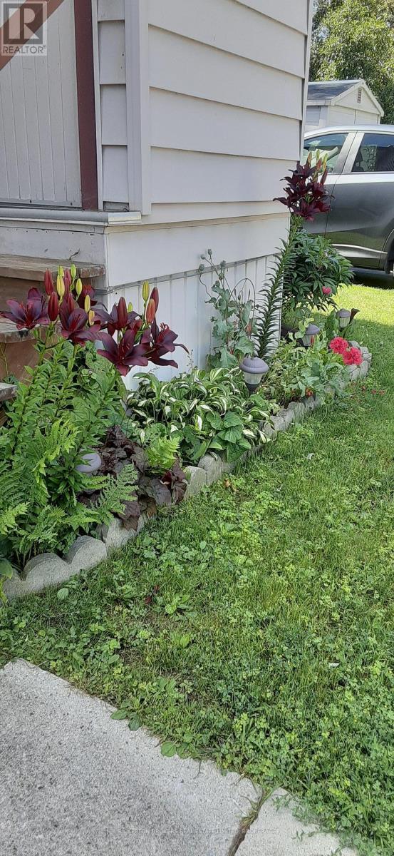 292 William Street N, Gananoque, Ontario  K7G 1S5 - Photo 39 - X12750748