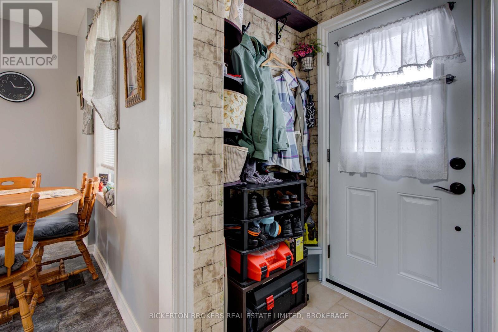 292 William Street N, Gananoque, Ontario  K7G 1S5 - Photo 7 - X12750748