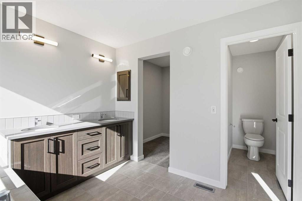 119 Chinook Winds Manor Sw, Airdrie, Alberta  T4B 5P9 - Photo 22 - A2260584