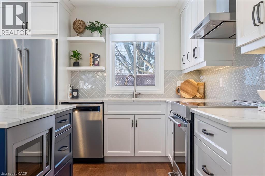 720 Mullin Way, Burlington, Ontario  L7L 4J7 - Photo 9 - 40802206