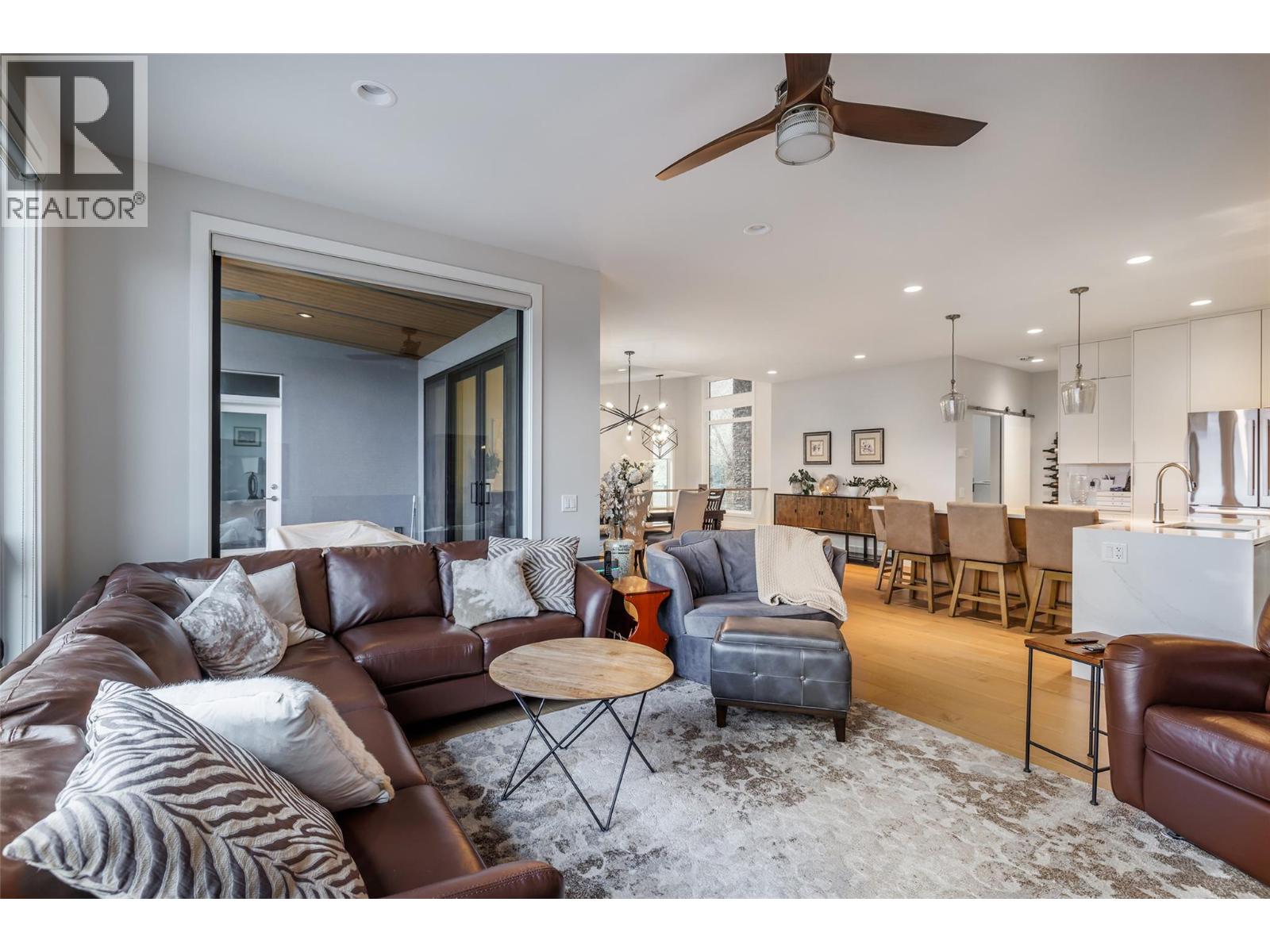 3639 Apple Way Boulevard, West Kelowna, British Columbia  V4t 1Y5 - Photo 6 - 10374460