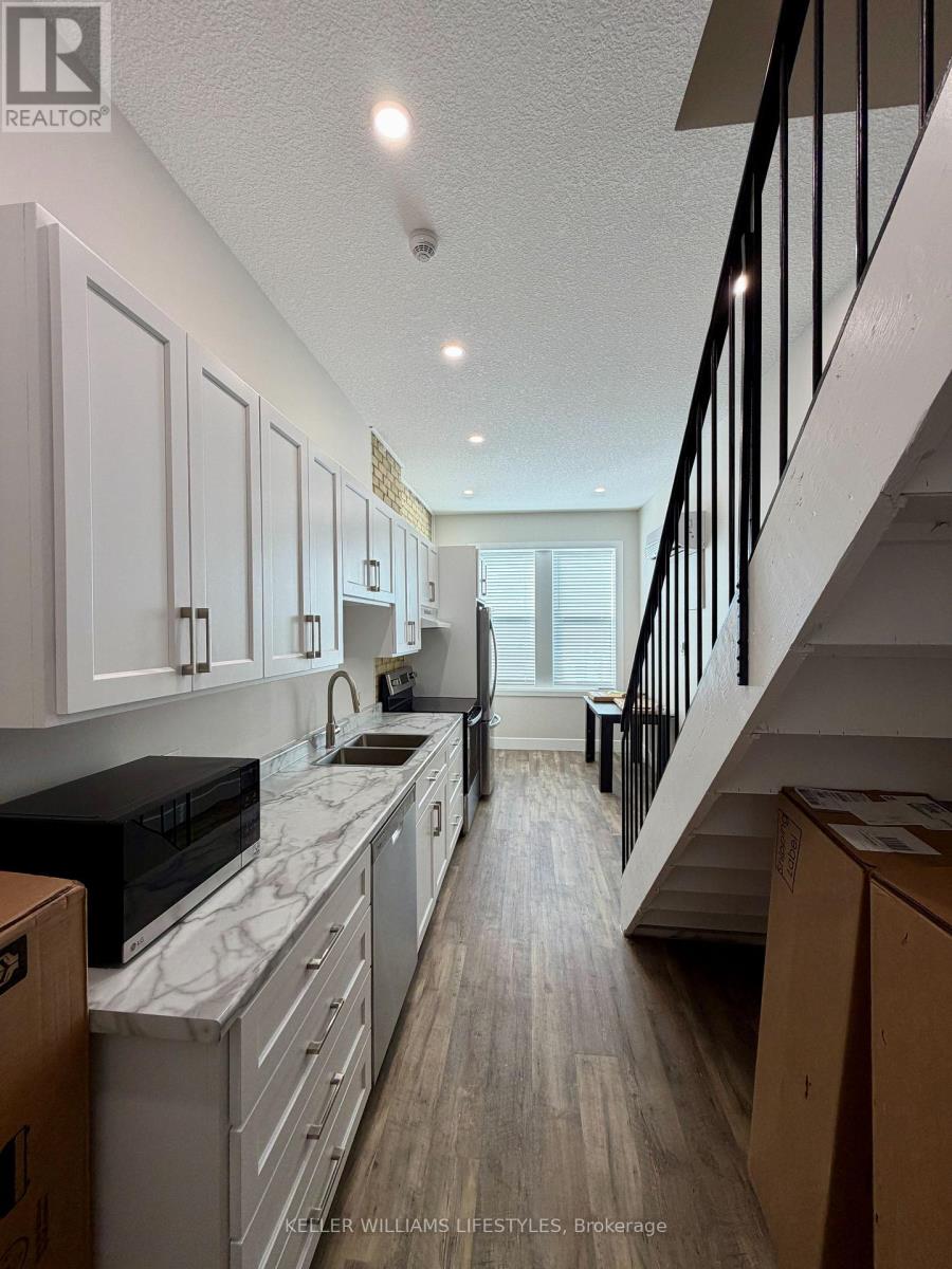 1 - 537 Talbot Street, St. Thomas, Ontario  N5P 1C3 - Photo 10 - X12750730