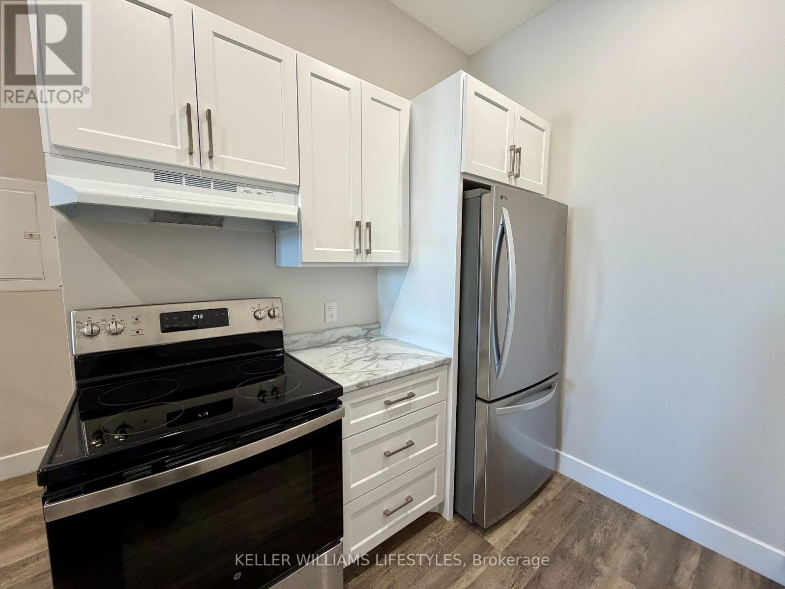 3 - 537 Talbot Street, St. Thomas, Ontario  N5P 1C3 - Photo 11 - X12750732