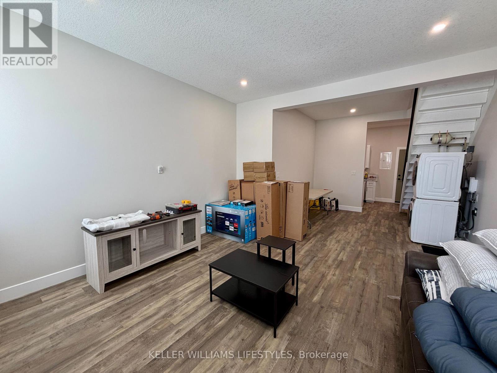 6 - 537 Talbot Street, St. Thomas, Ontario  N5P 1C3 - Photo 15 - X12750734