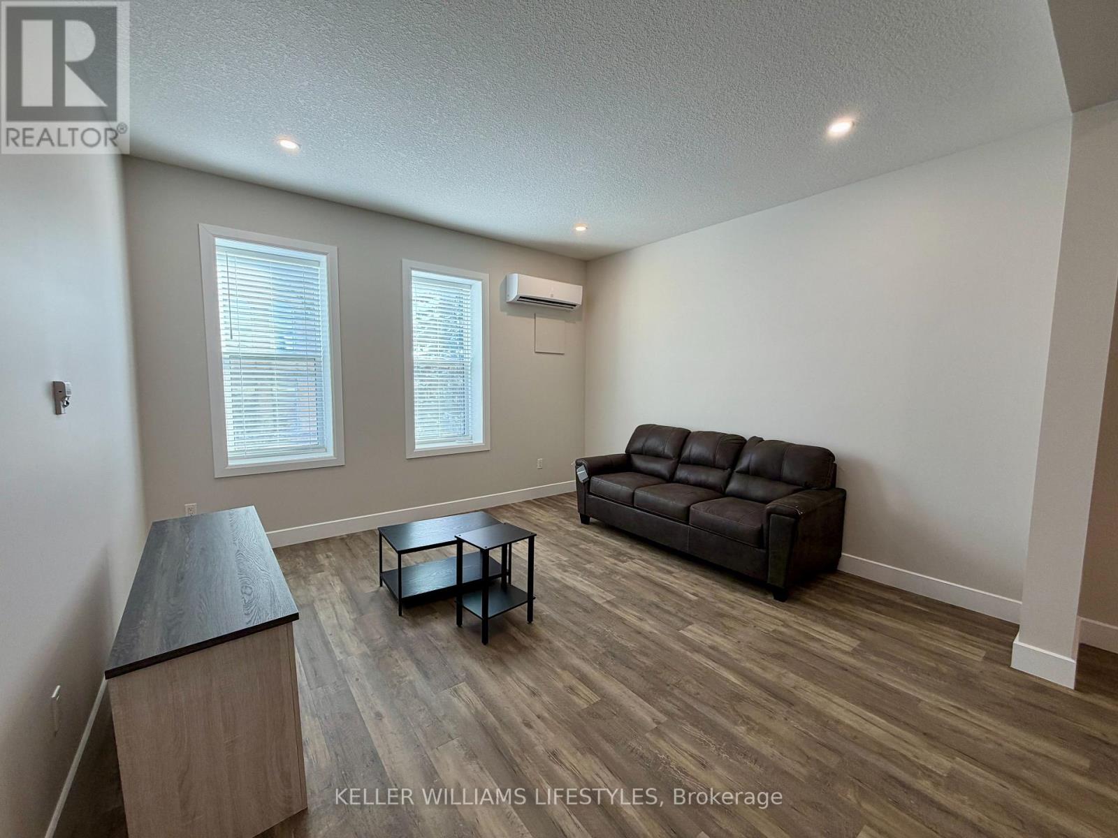 7 - 537 Talbot Street, St. Thomas, Ontario  N5P 1C3 - Photo 14 - X12750736