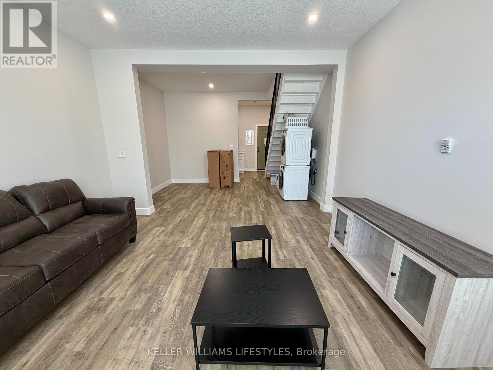 7 - 537 Talbot Street, St. Thomas, Ontario  N5P 1C3 - Photo 15 - X12750736