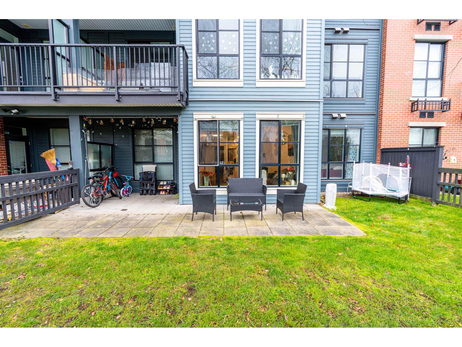 110 15168 33 Avenue, Surrey, British Columbia  V3Z 0N7 - Photo 2 - R3085271