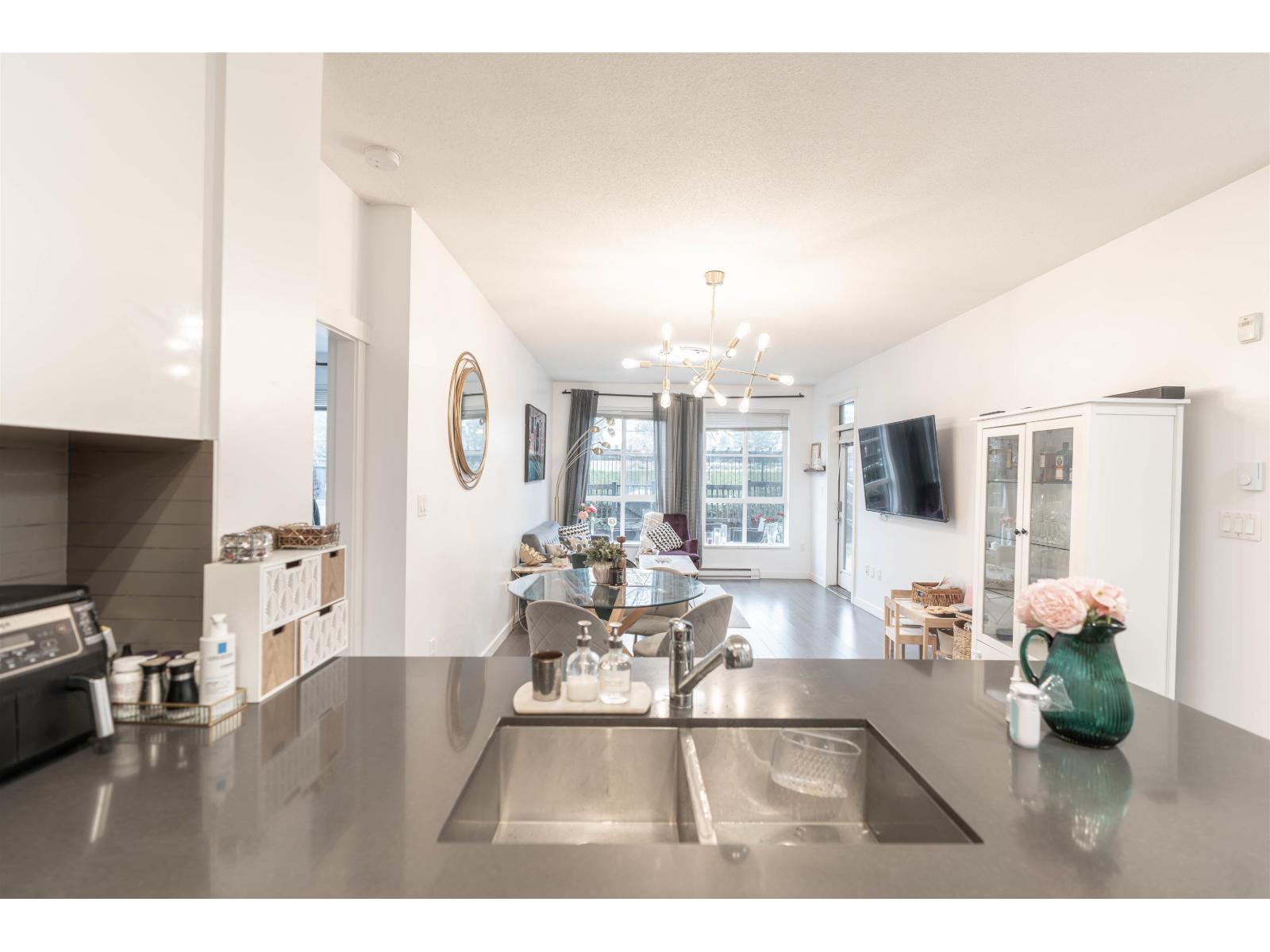 110 15168 33 Avenue, Surrey, British Columbia  V3Z 0N7 - Photo 10 - R3085271