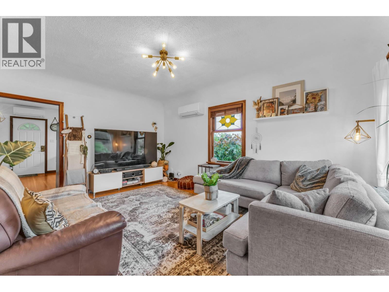 820 Third Avenue, New Westminster, British Columbia  V3M 1P2 - Photo 3 - R3085509