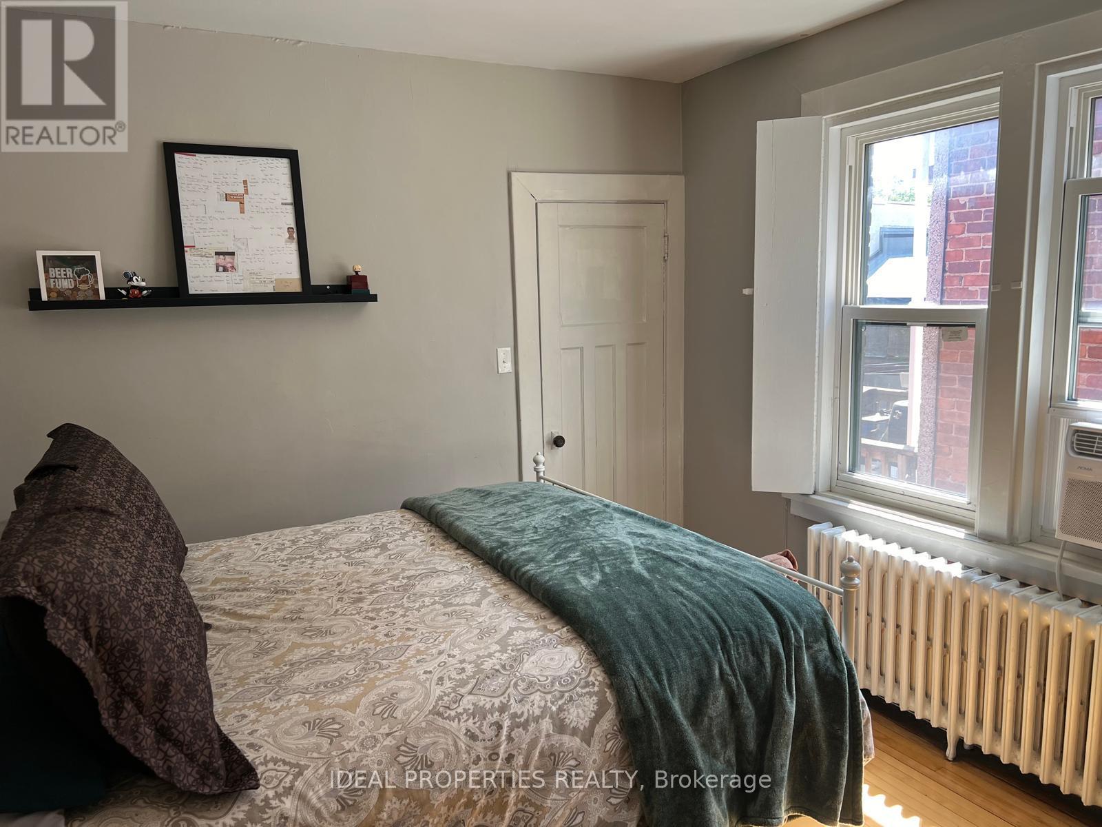 3 - 277 Bronson Avenue, Ottawa, Ontario  K1R 6H7 - Photo 4 - X12750778