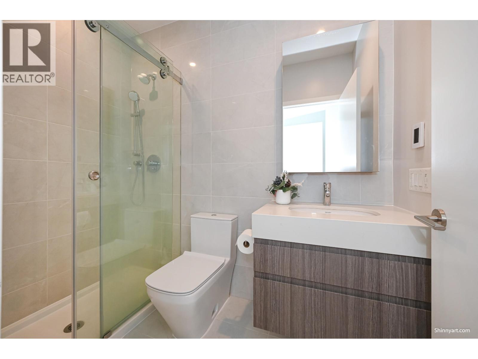 101 6463 Silver Avenue, Burnaby, British Columbia  V5H 0K4 - Photo 13 - R3085546