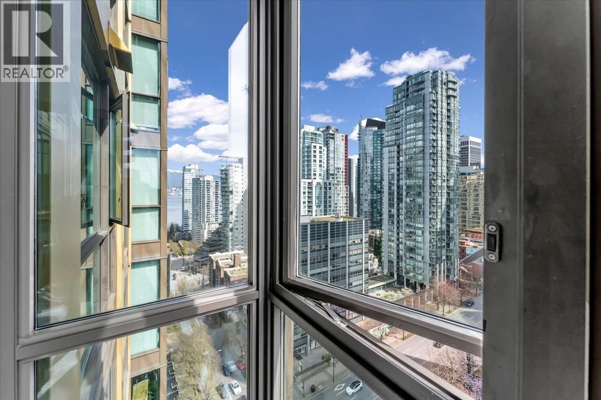 2011 1331 Alberni Street, Vancouver, British Columbia  V6E 4S1 - Photo 11 - R3085554