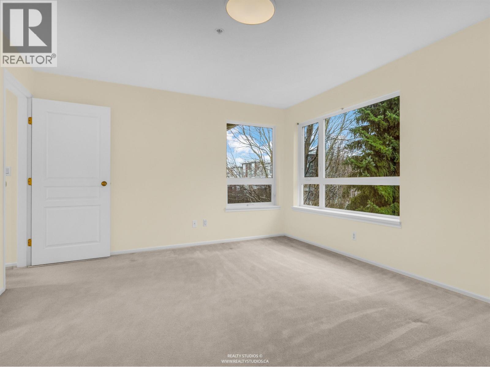 307 5800 Andrews Road, Richmond, British Columbia  V7E 6M2 - Photo 15 - R3085560