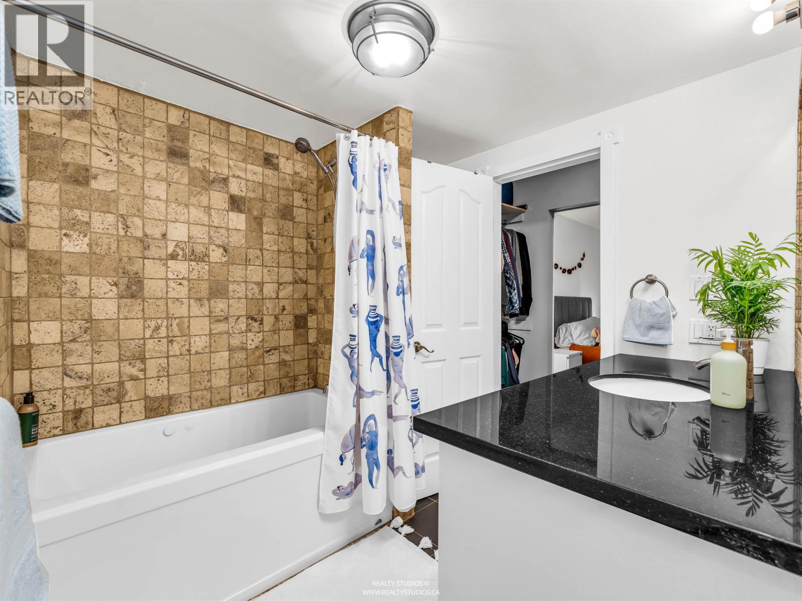 108 1955 Woodway Place, Burnaby, British Columbia  V5B 4S5 - Photo 18 - R3085580