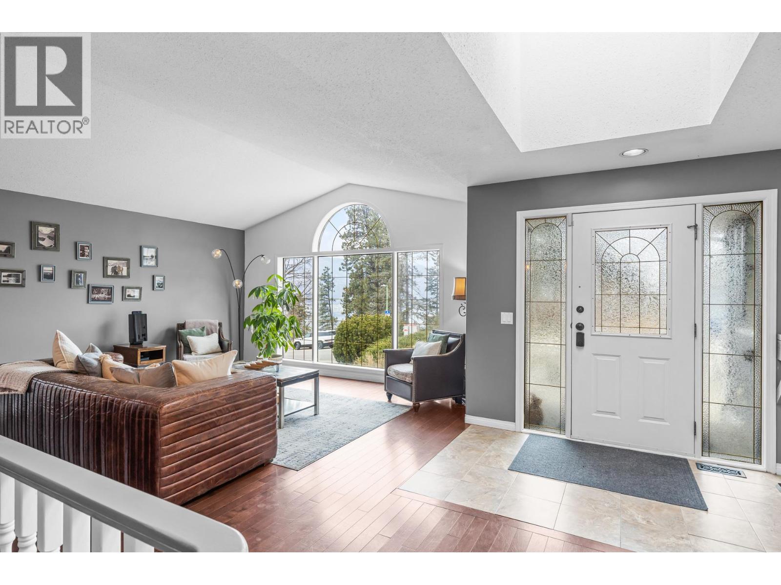 145 Magic Drive, Kelowna, British Columbia  V1V 1N2 - Photo 13 - 10374190