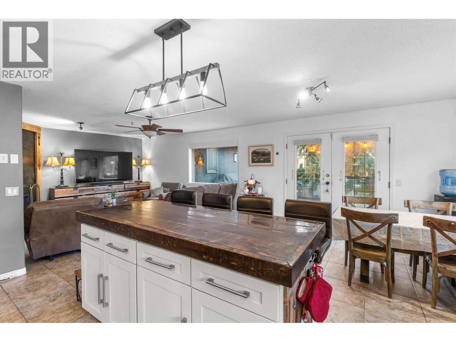 145 Magic Drive, Kelowna, British Columbia  V1V 1N2 - Photo 19 - 10374190