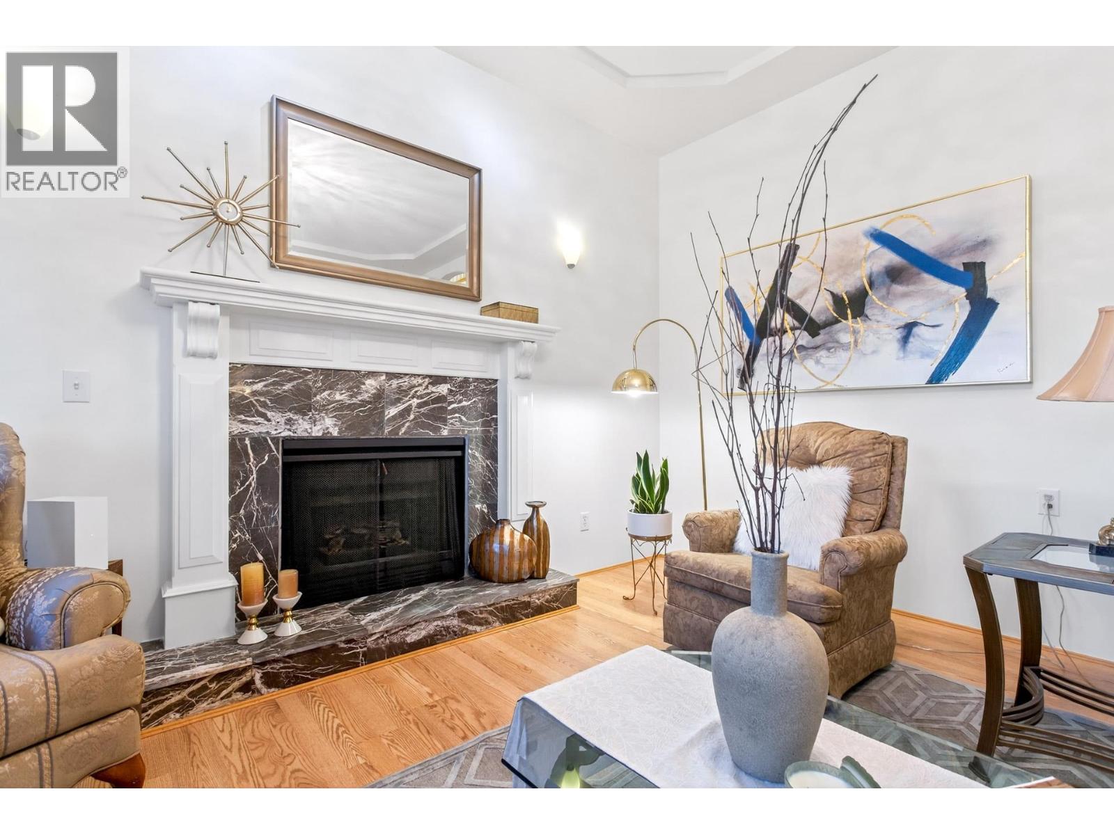 1365 Honeysuckle Lane, Coquitlam, British Columbia  V3E 2P1 - Photo 5 - R3085390