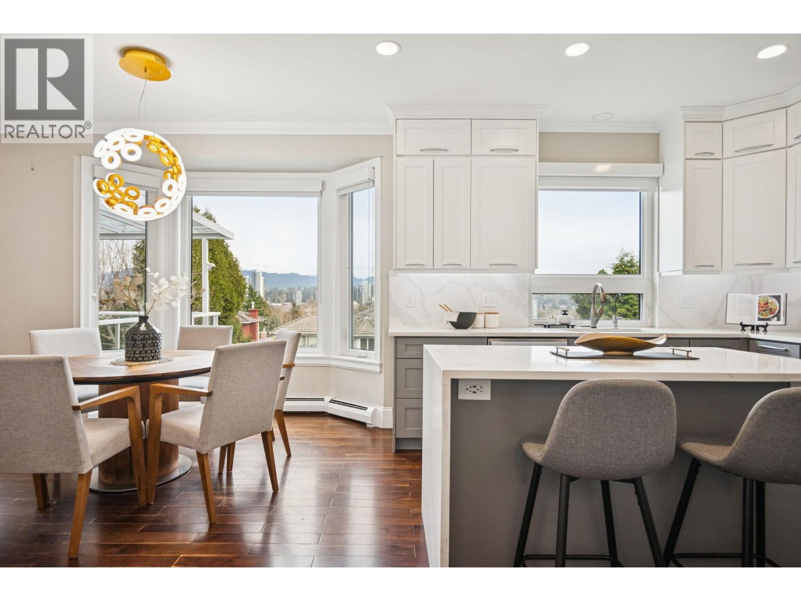 7536 Sequoia Road, Burnaby, British Columbia  V3N 4W9 - Photo 10 - R3085535