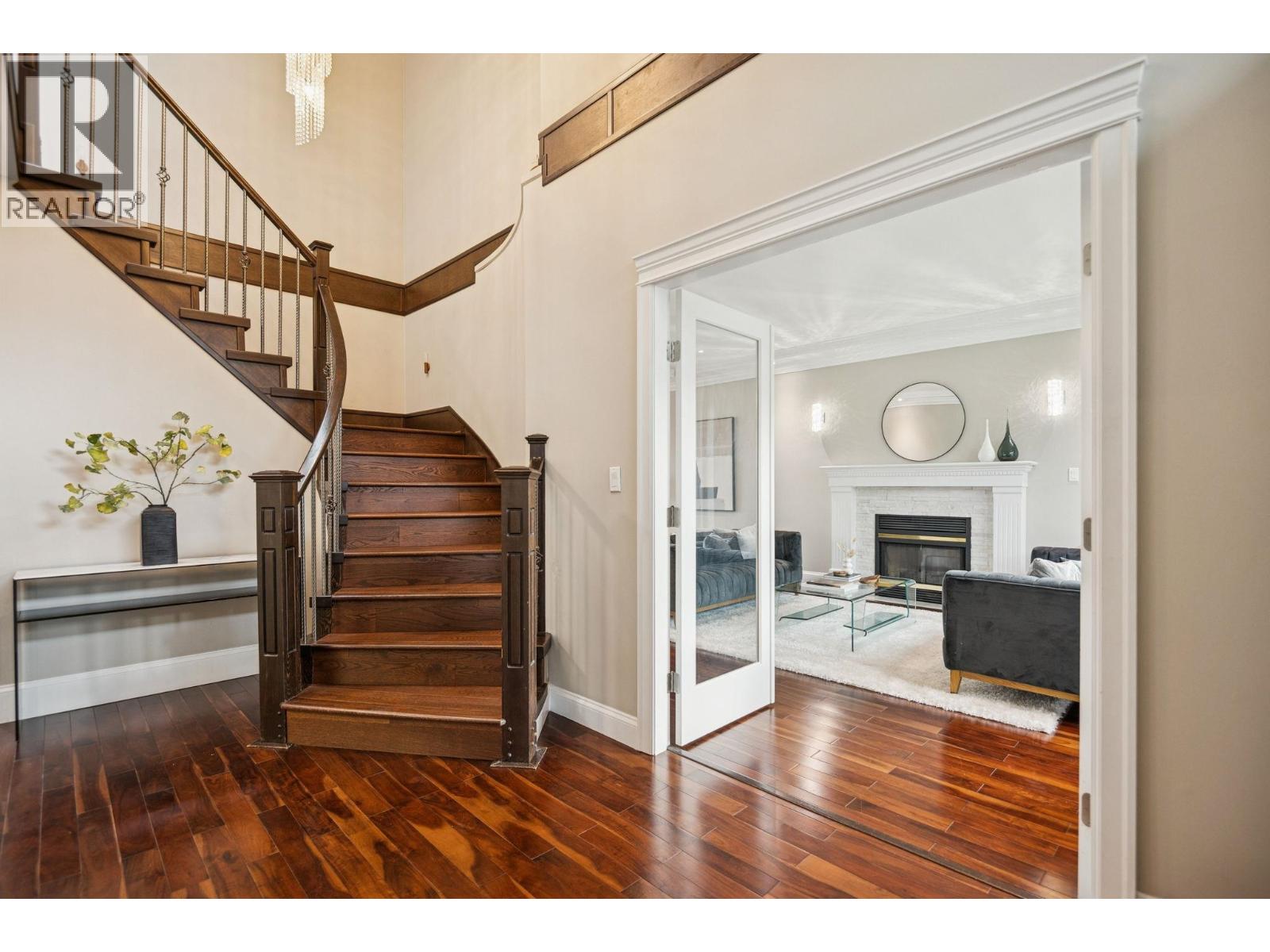 7536 Sequoia Road, Burnaby, British Columbia  V3N 4W9 - Photo 15 - R3085535