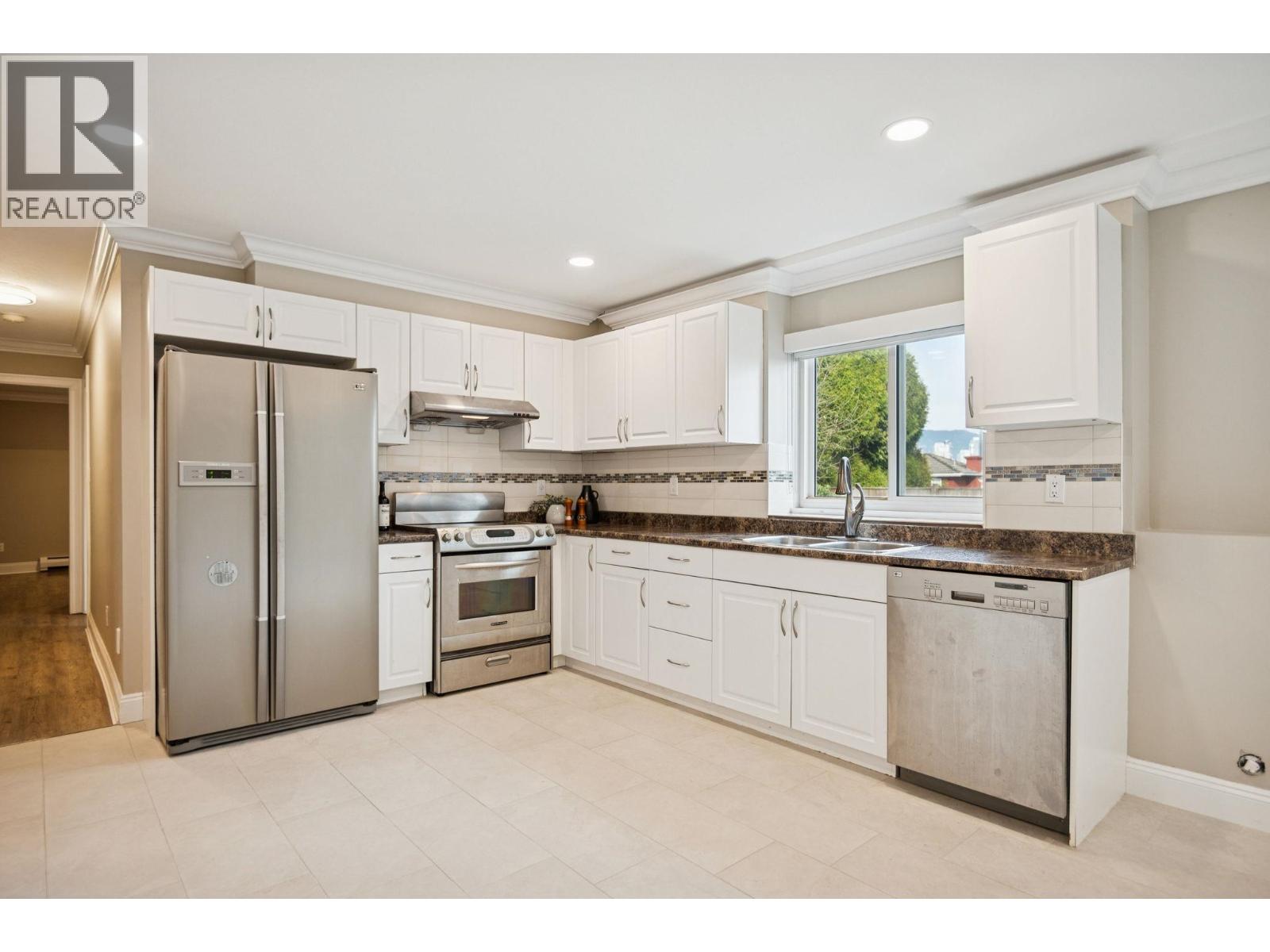 7536 Sequoia Road, Burnaby, British Columbia  V3N 4W9 - Photo 26 - R3085535