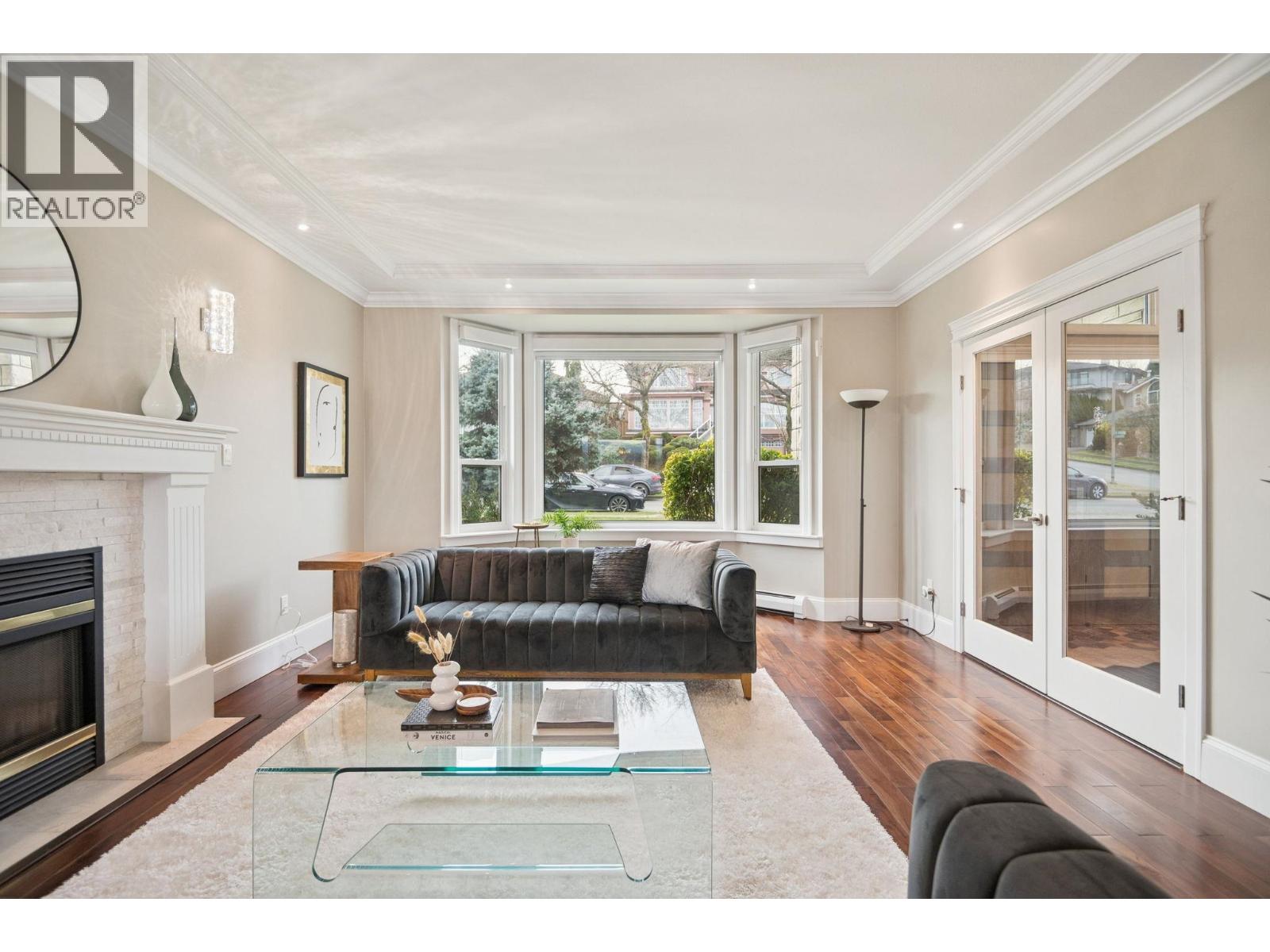 7536 Sequoia Road, Burnaby, British Columbia  V3N 4W9 - Photo 8 - R3085535