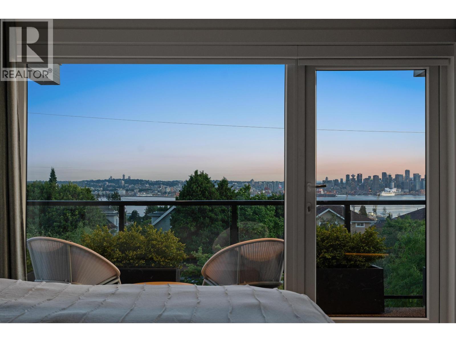 336 E Keith Road, North Vancouver, British Columbia  V7L 1V7 - Photo 19 - R3085599