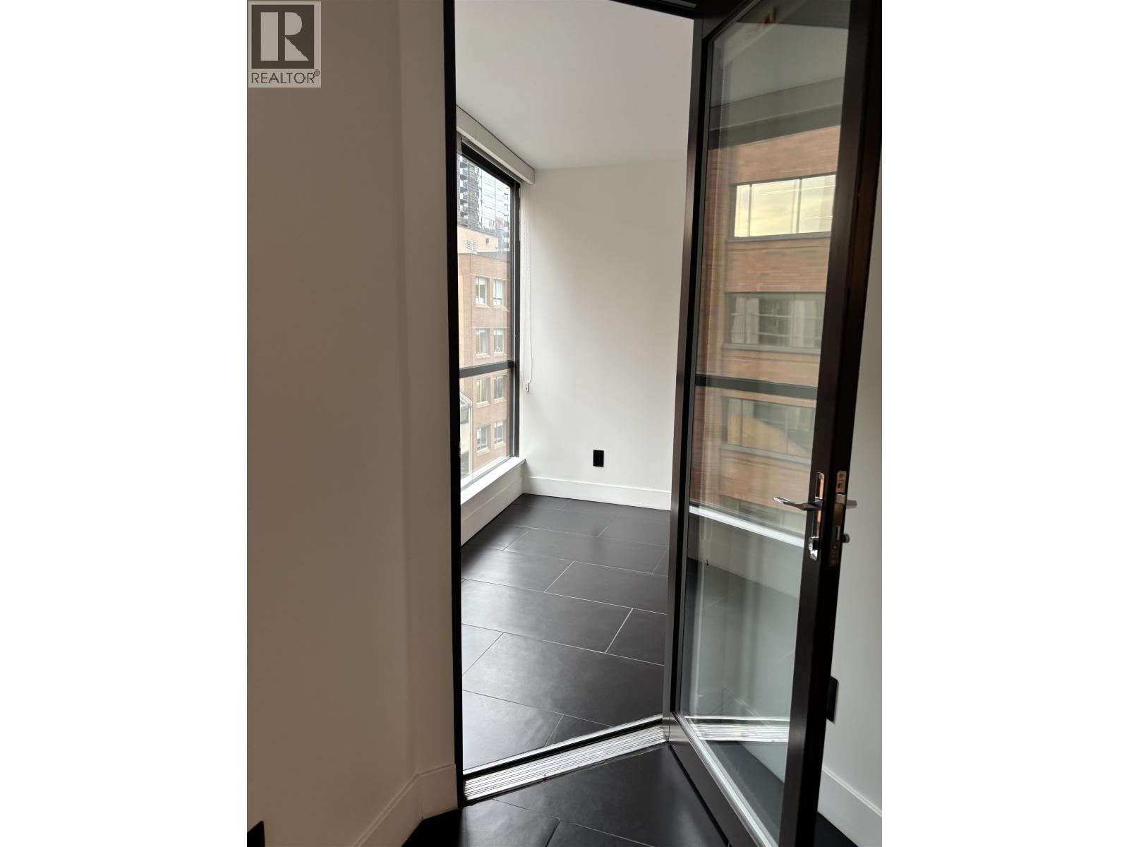 811 1189 Howe Street, Vancouver, British Columbia  V6Z 2X4 - Photo 7 - R3085540