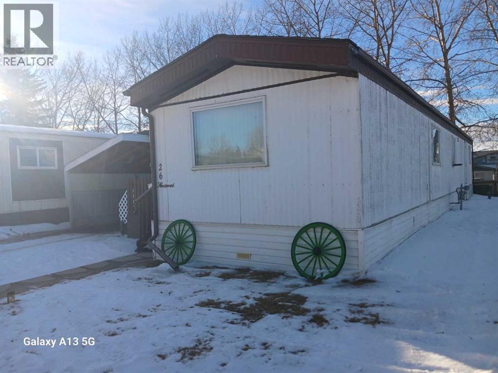 26 Westwood Court, Innisfail, Alberta  T4G 1S2 - Photo 5 - A2279493