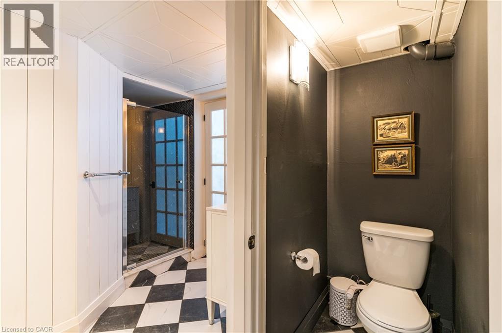 3 Fallsview Road, Hamilton, Ontario  L9H 5J7 - Photo 31 - 40802021