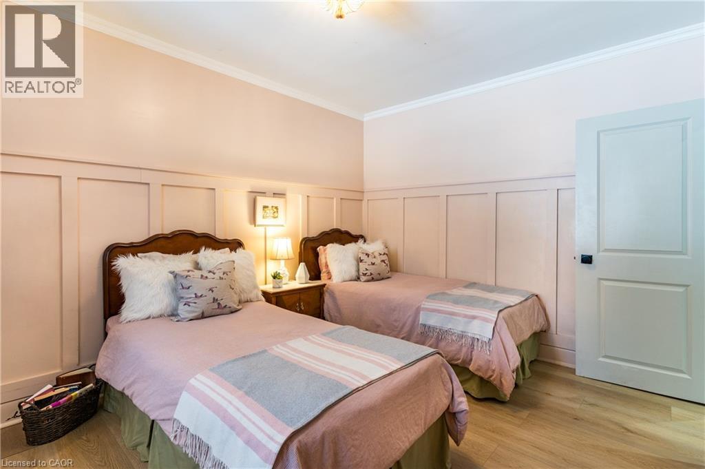 3 Fallsview Road, Hamilton, Ontario  L9H 5J7 - Photo 17 - 40802021