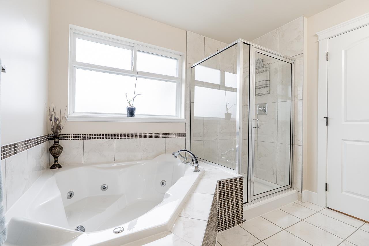 16768 57a Avenue, Surrey, British Columbia  V3S 1H8 - Photo 17 - R3085076