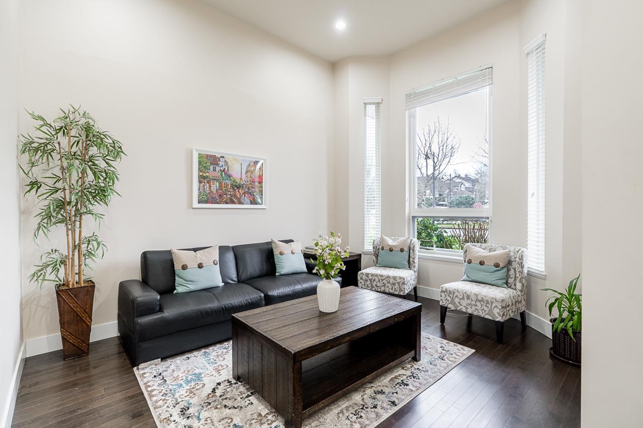 16768 57a Avenue, Surrey, British Columbia  V3S 1H8 - Photo 2 - R3085076