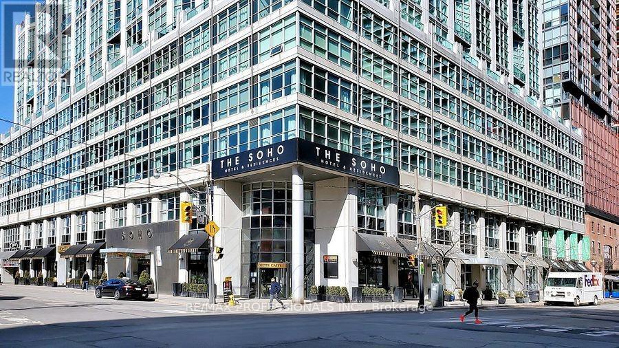 912 - 36 BLUE JAYS WAY, Toronto, Ontario