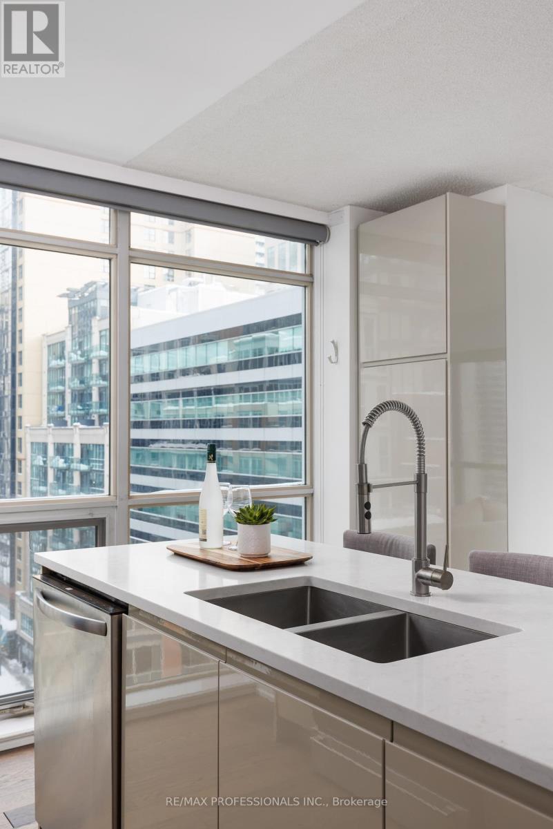 912 - 36 Blue Jays Way, Toronto, Ontario  M5V 3T3 - Photo 25 - C12750768