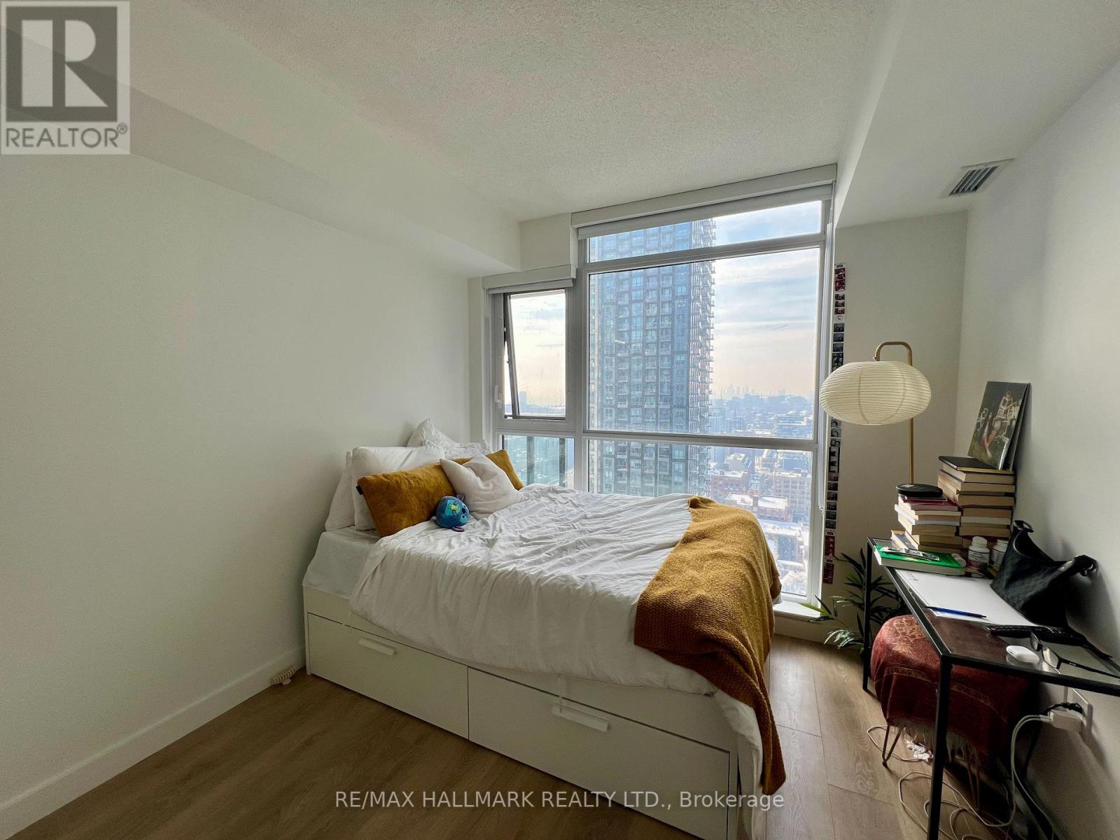 3511 - 38 Widmer Street, Toronto, Ontario  M5V 3M6 - Photo 25 - C12750786