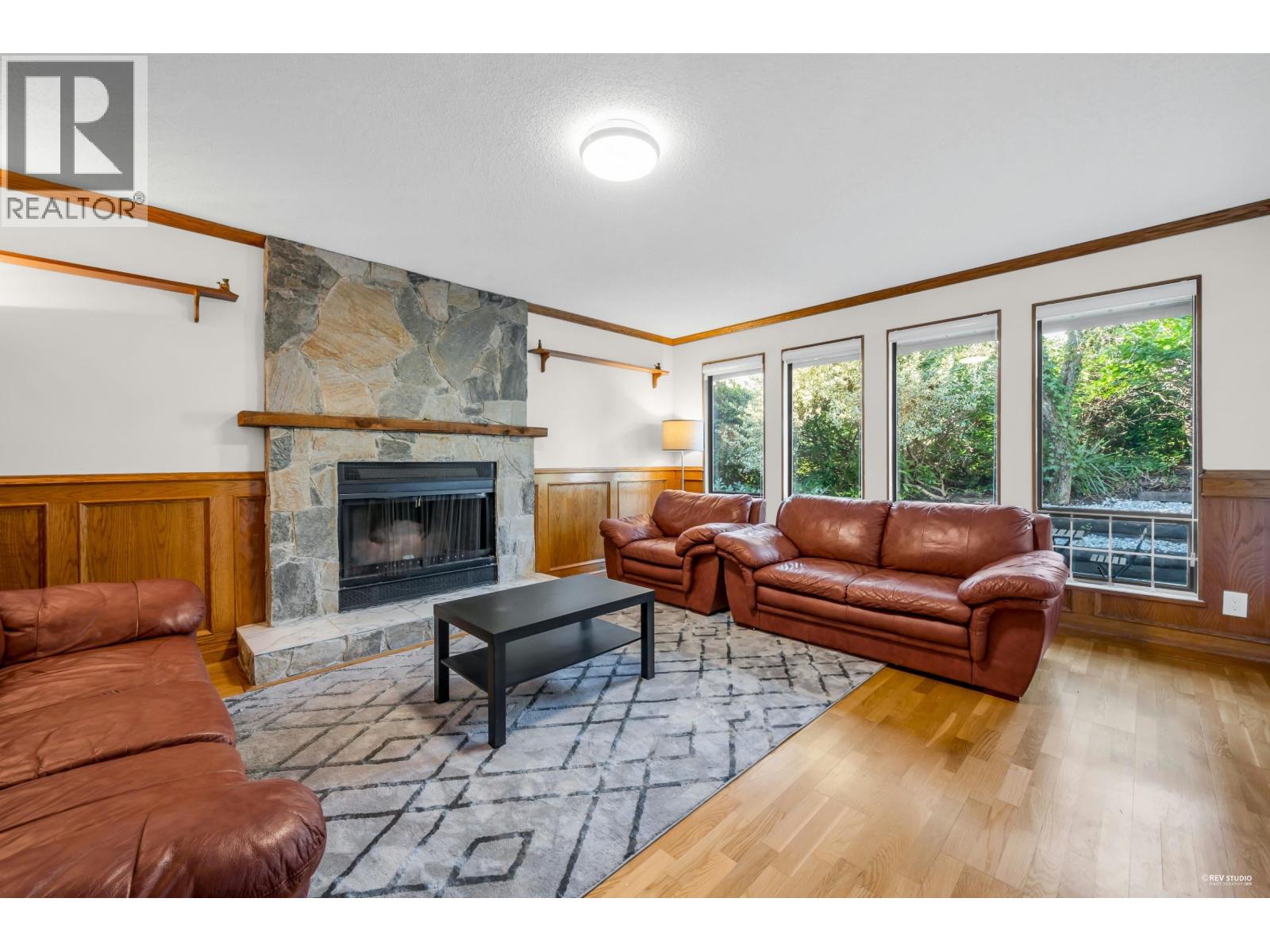 1620 Nanaimo Street, New Westminster, British Columbia  V3M 2G6 - Photo 3 - R3085528