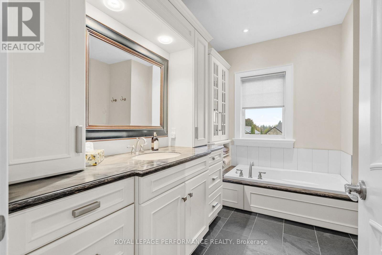 6721 Yacht Boulevard, South Glengarry, Ontario  K6H 7N6 - Photo 27 - X12750784