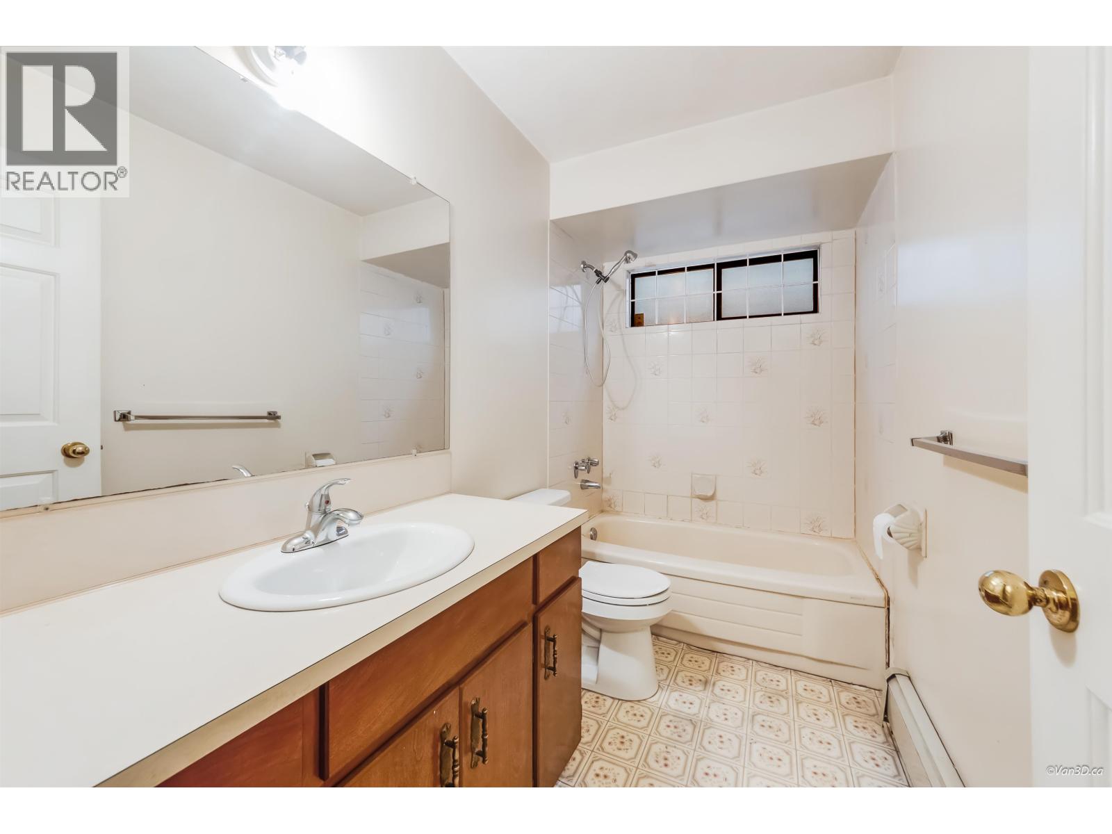 2721 Grant Street, Vancouver, British Columbia  V5K 3H1 - Photo 32 - R3085587